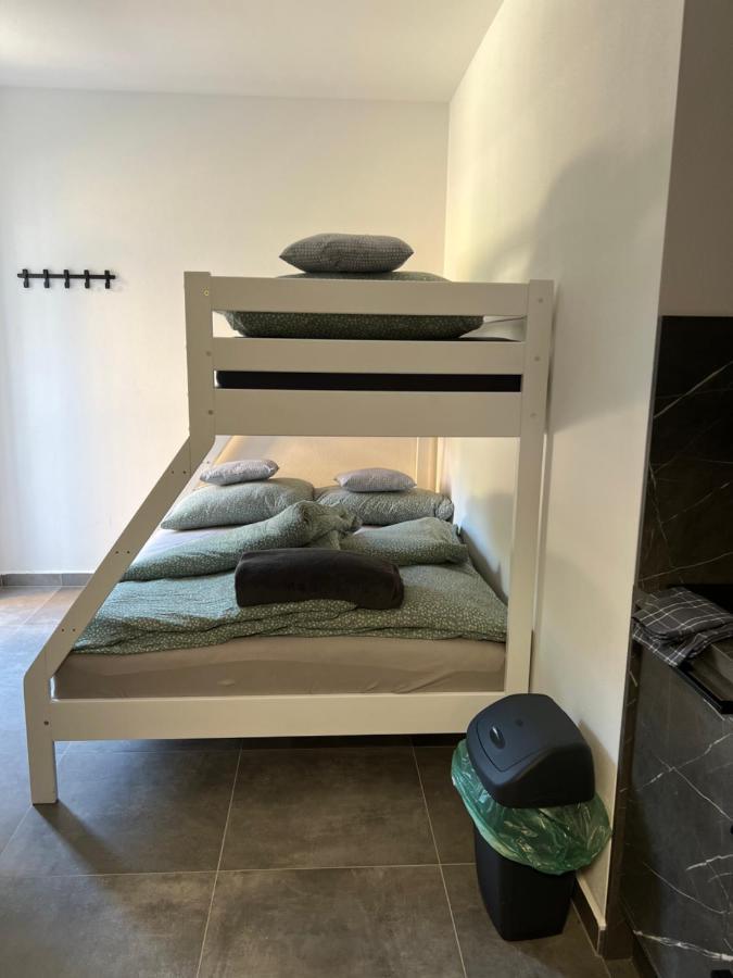 Hobiti Apartman - Bilbo Černá v Pošumaví Екстериор снимка
